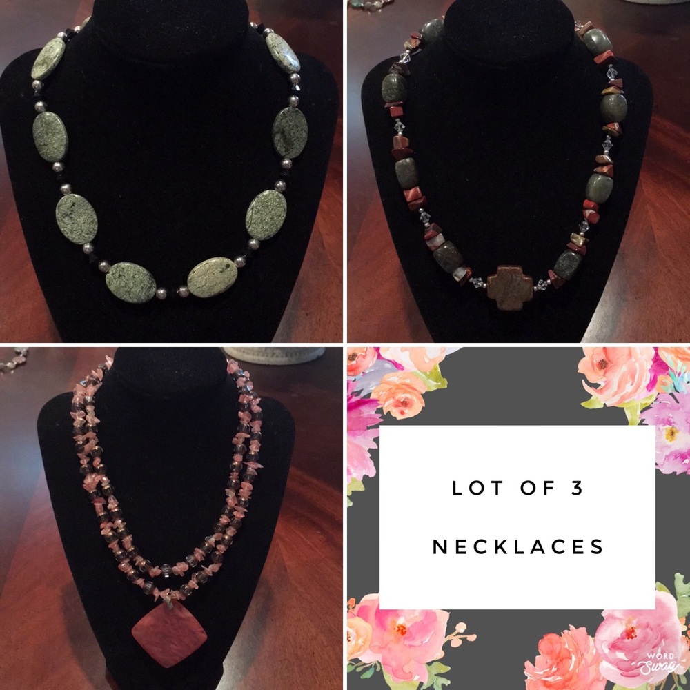 Lot of 3 necklaces
